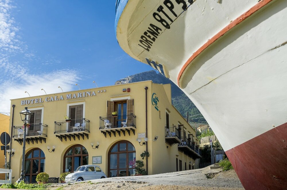 Фото Hotel Cala Marina