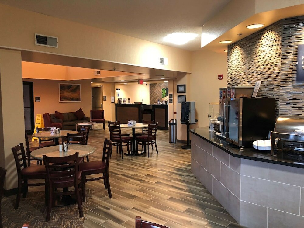 Фото Best Western Danville Inn