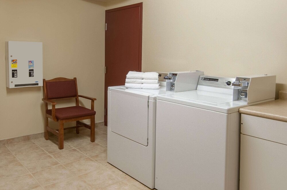 Фото Super 8 by Wyndham Cochrane