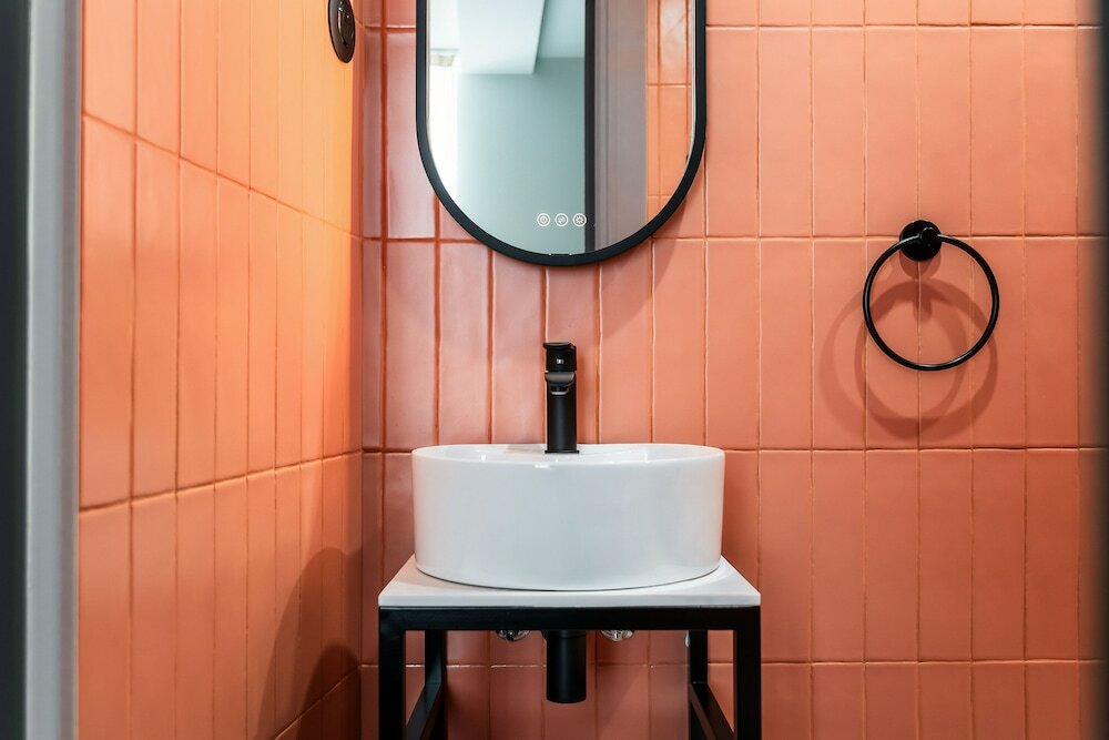 Фото La Dépendance