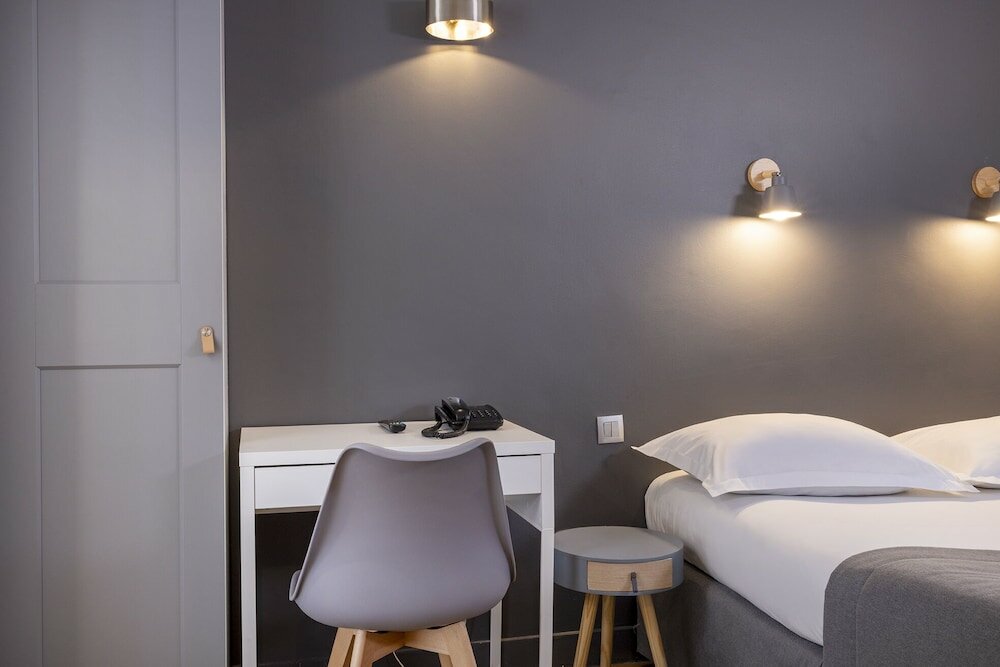 Фото Paris Legendre