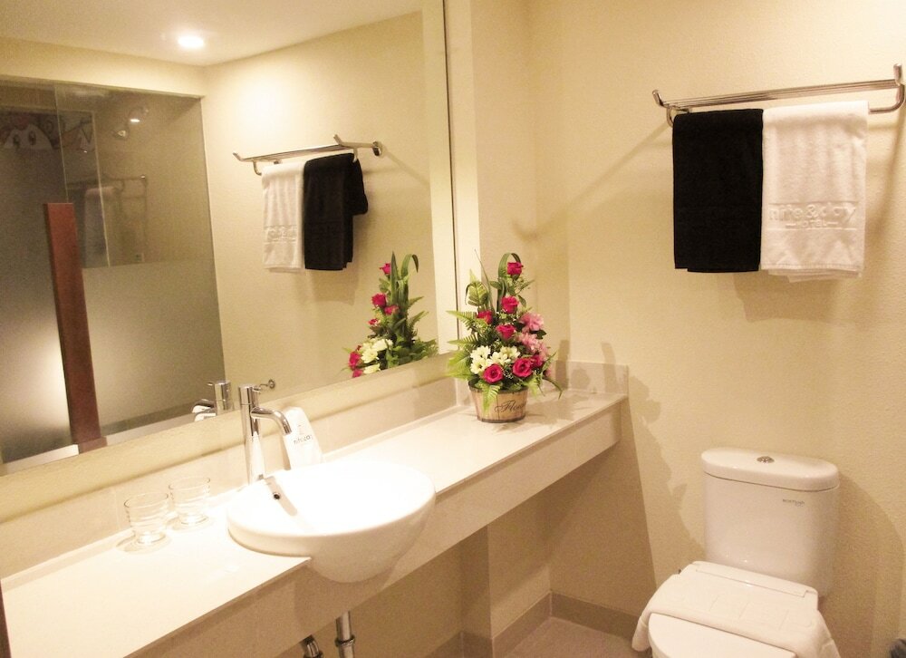 Фото Nite & Day Batam Jodoh Square