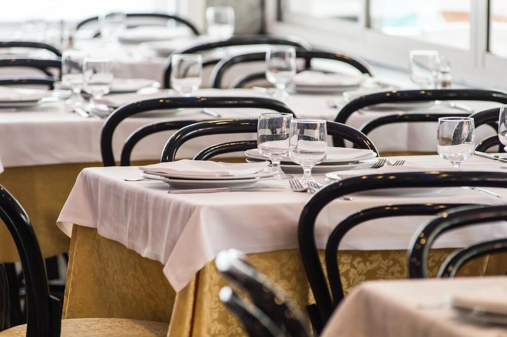 Фото Hotel Christian