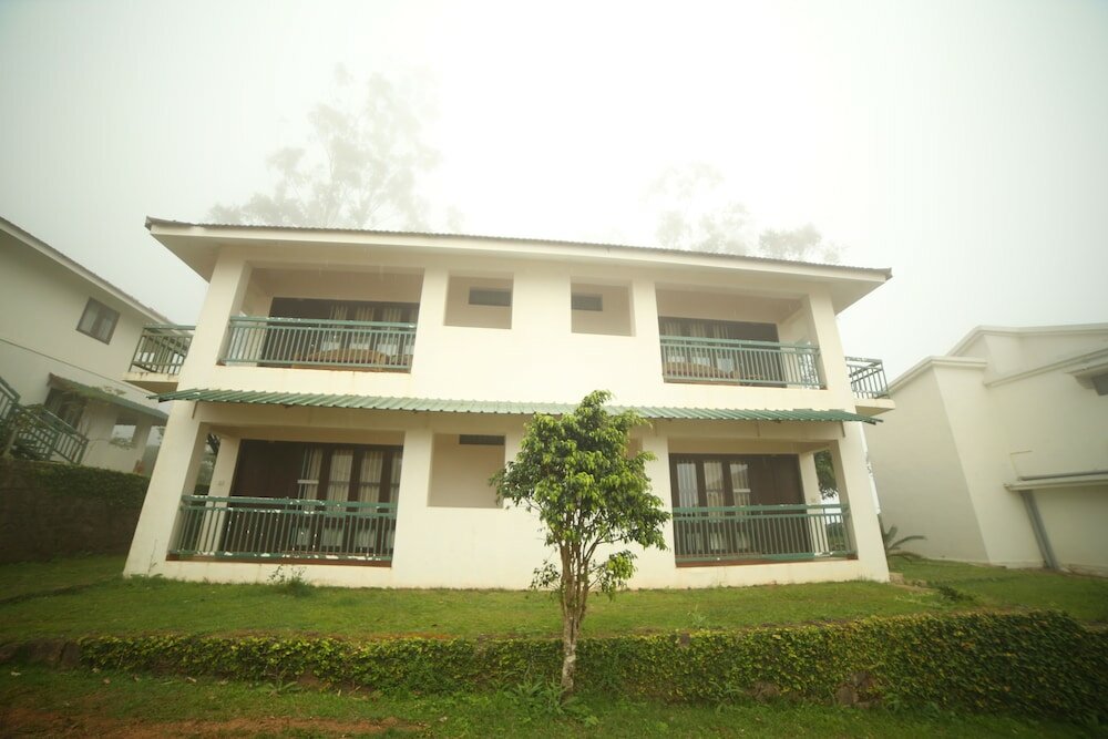 Фото Ayur County