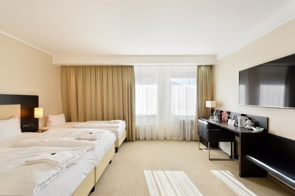 Фото Zi Hotel & Lounge