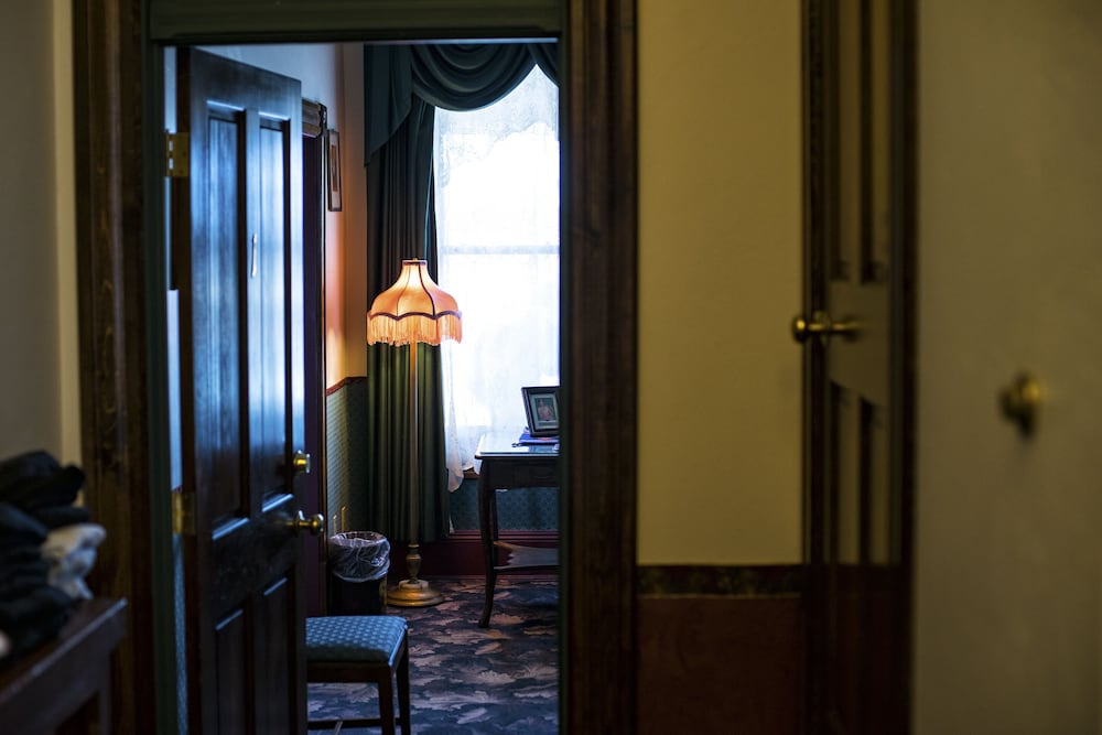 Фото Red Garter Inn