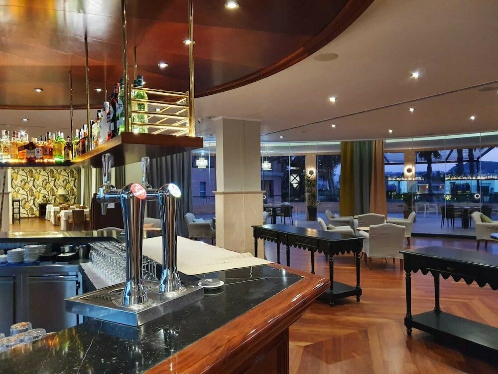 Фото Отель Alicante Golf