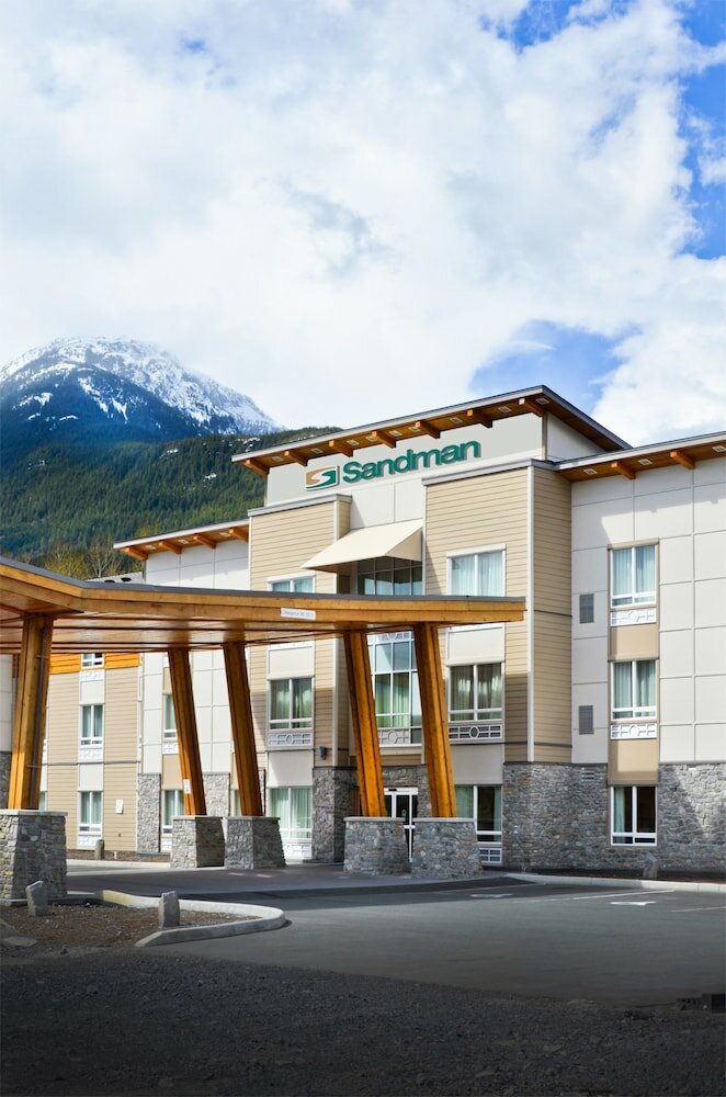 Фото Sandman Hotel & Suites Squamish