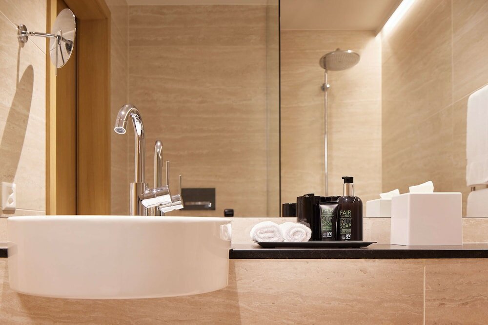 Фото Adina Apartment Hotel Geneva