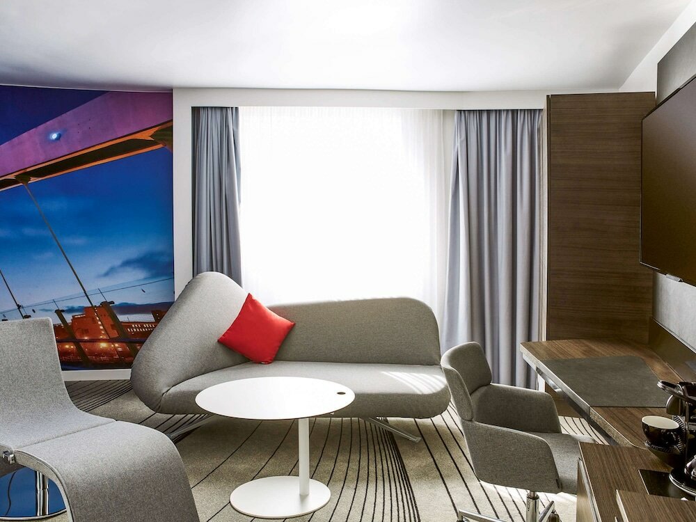Фото Novotel Manchester Centre
