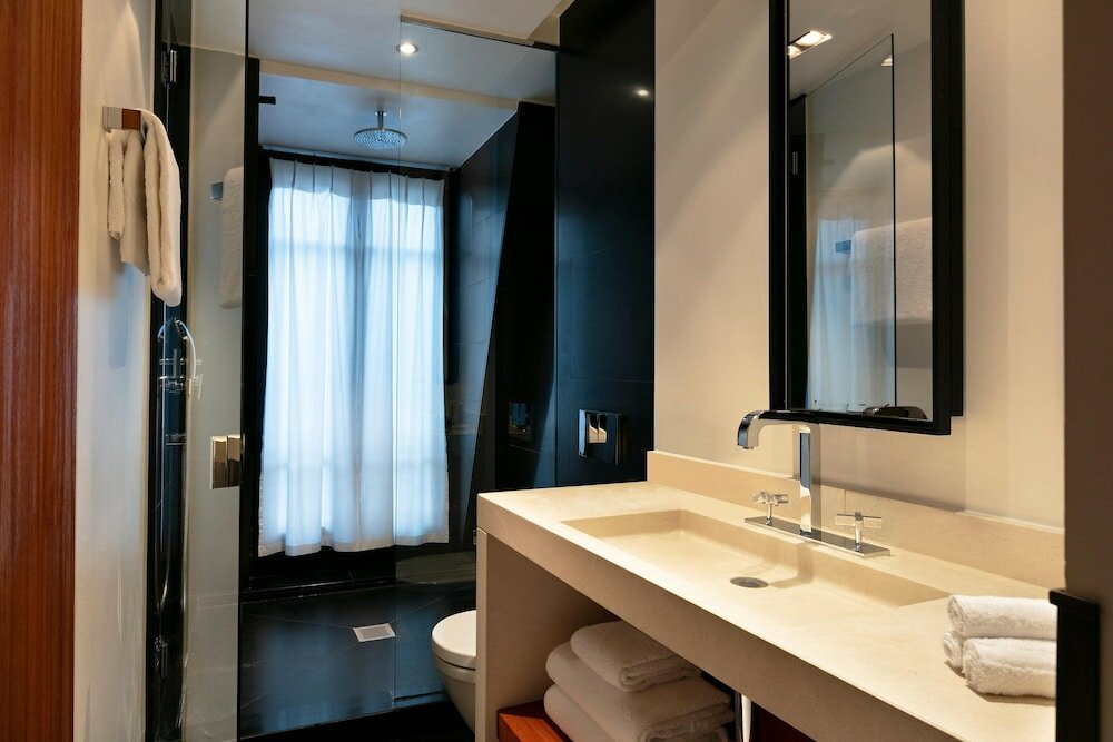 Фото Le Metropolitan, Paris Tour Eiffel, a Tribute Portfolio Hotel