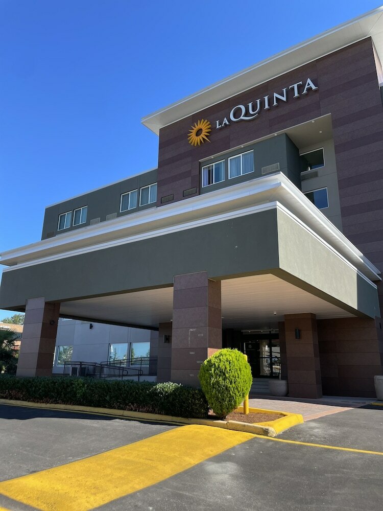 Фото La Quinta Inn by Wyndham Lynnwood