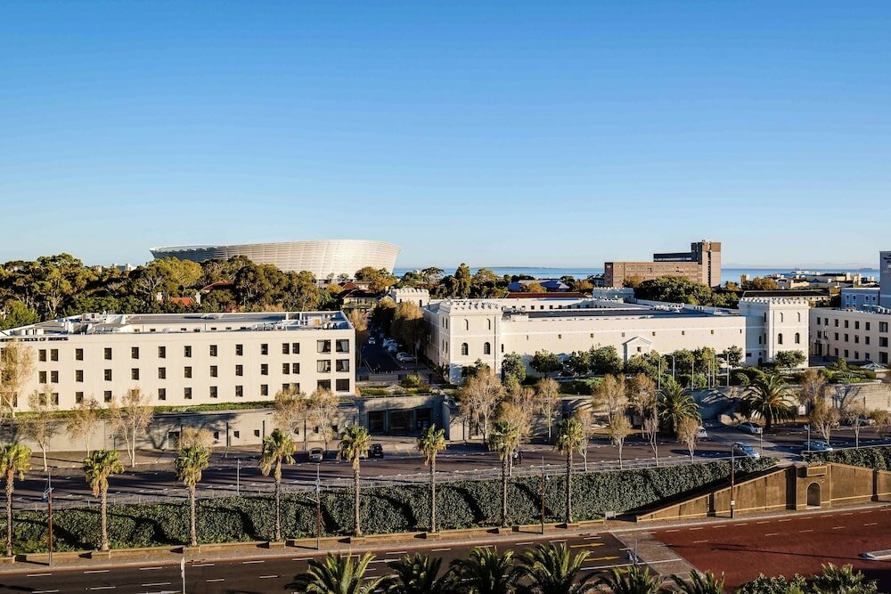Фото Protea Hotel Cape Town Waterfront Breakwater Lodge