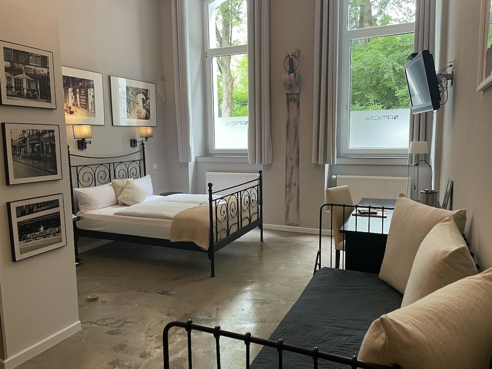 Фото Hotel Amical