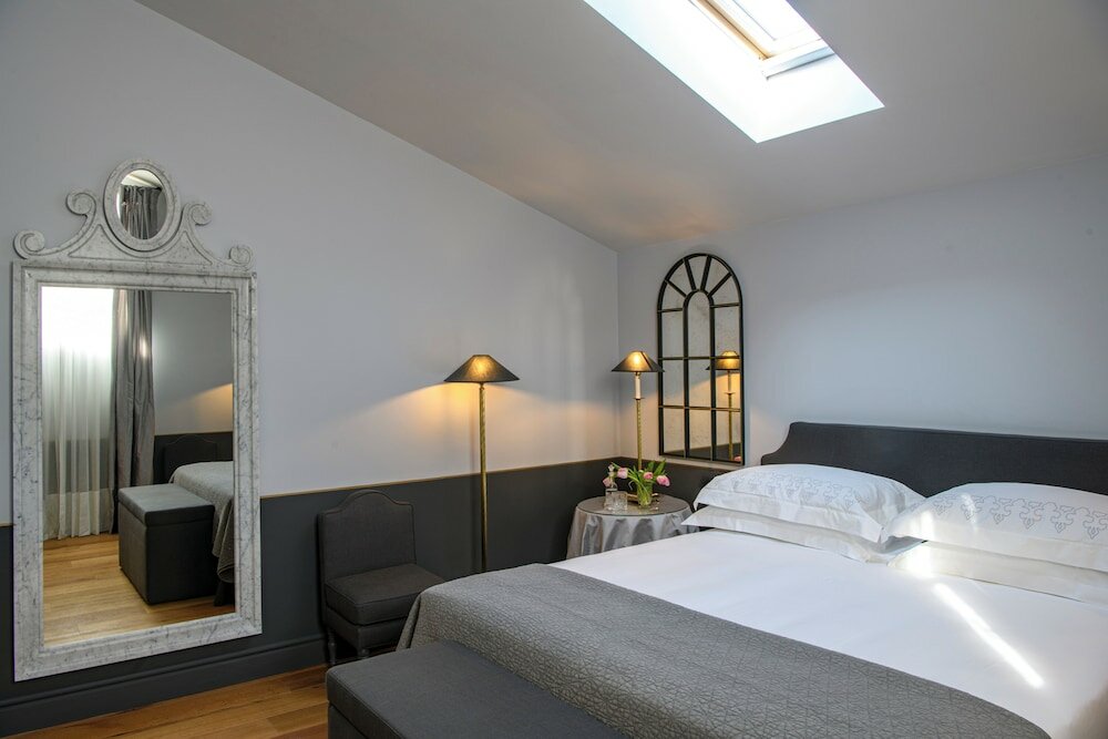 Фото Helvetia & Bristol