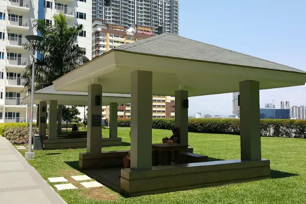 Hotel Light Residences, Earth, photo