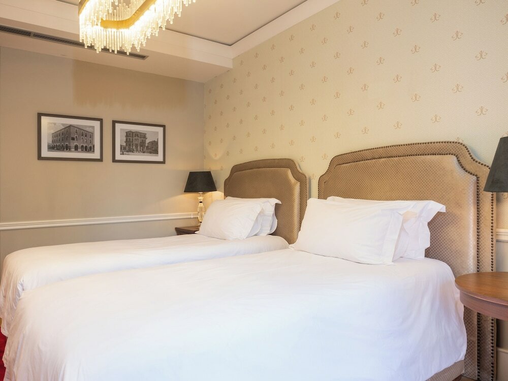 Фото Ebel Boutique Hotel