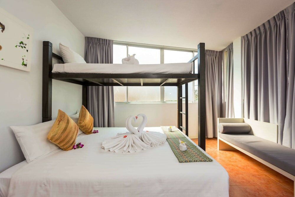Фото On Hotel Phuket