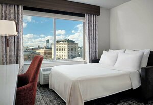 Гостиница Hilton Garden Inn Detroit Downtown