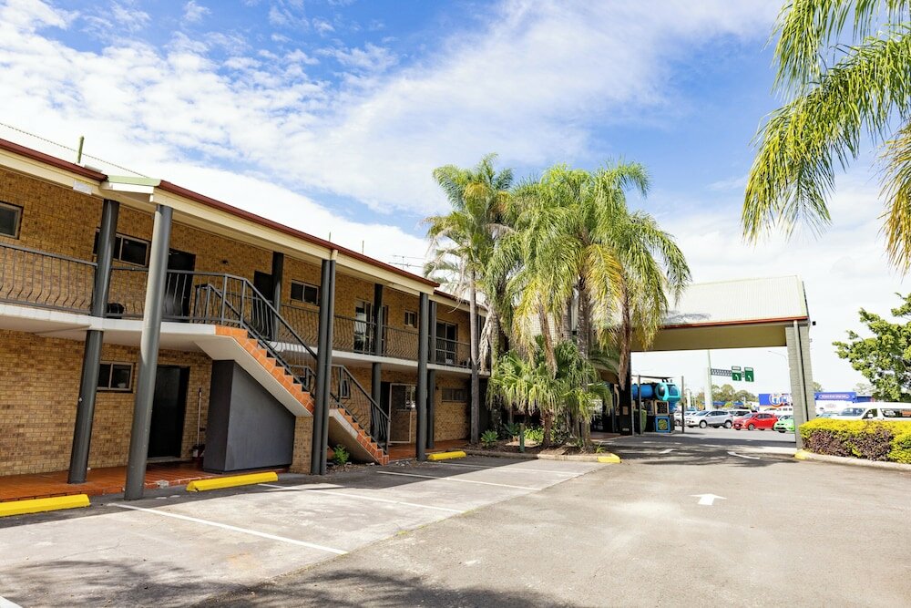 Фото Sundowner Hotel Motel