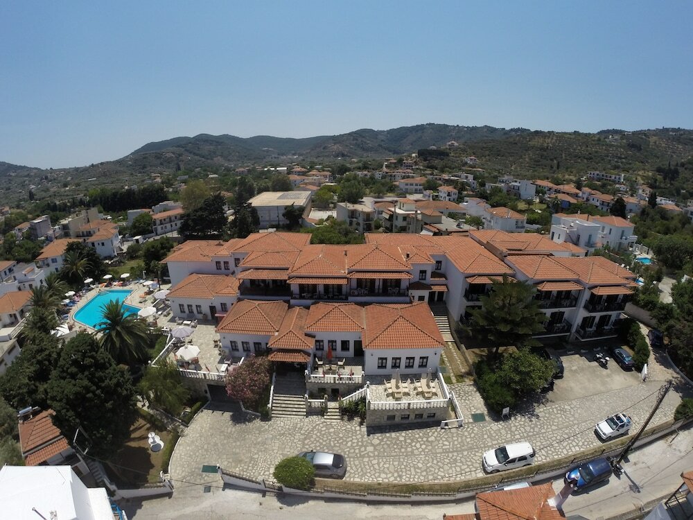 Фото Hotel Dionyssos