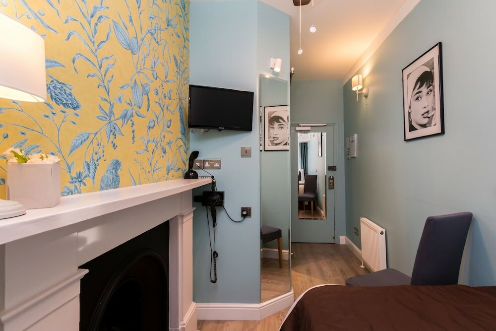 Фото Arosfa Hotel London by Compass Hospitality