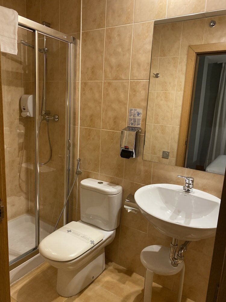 Фото Villa de Ermua Hotel