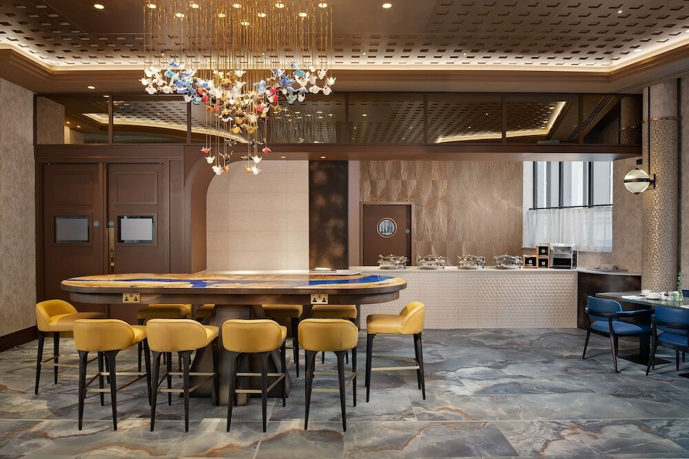 Фото Lost Property St. Paul's London, Curio Collection by Hilton