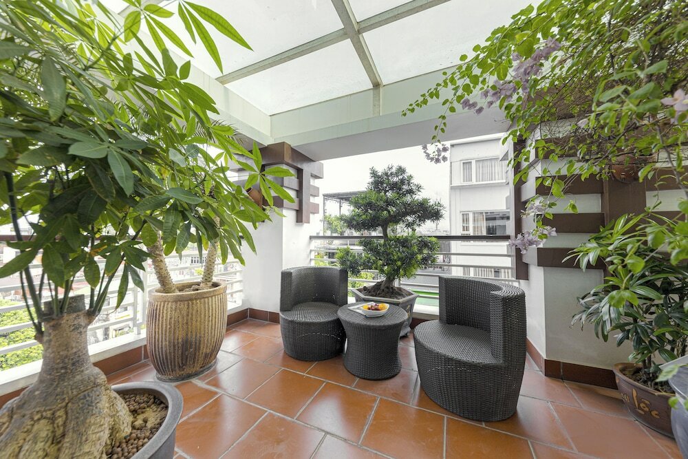 Фото Chalcedony Hotel Hanoi