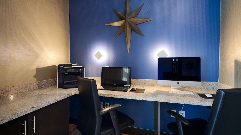 Фото Best Western Plus Tech Medical Center Inn