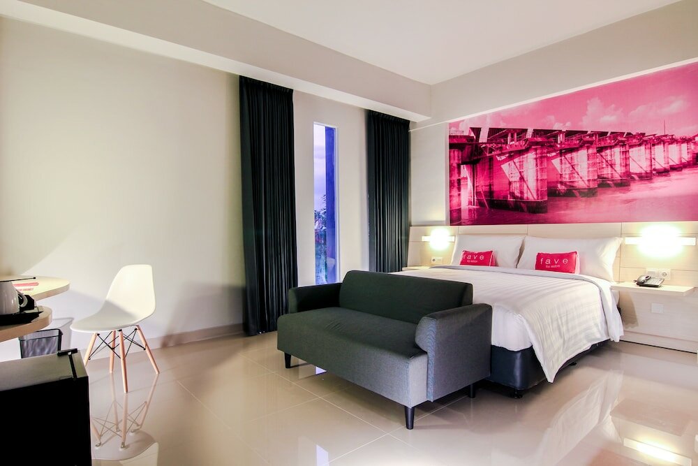 Фото Отель Favehotel Sudirman