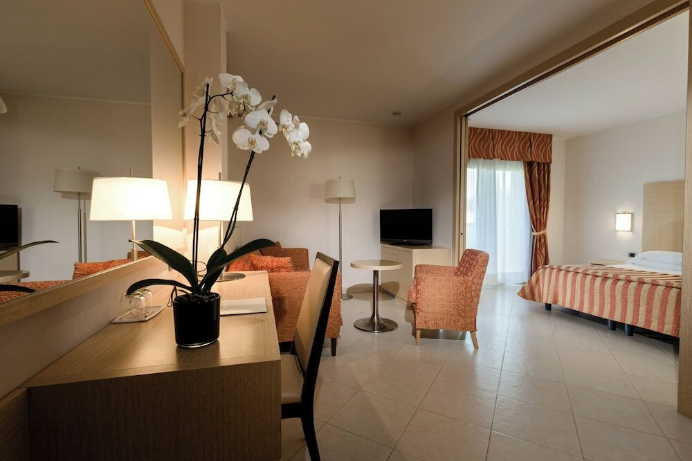 Фото Hotel Continental Wellness & SPA