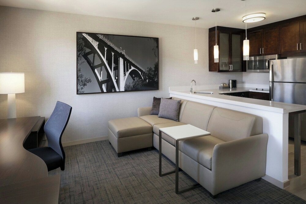 Фото Residence Inn Los Angeles Pasadena/Old Town