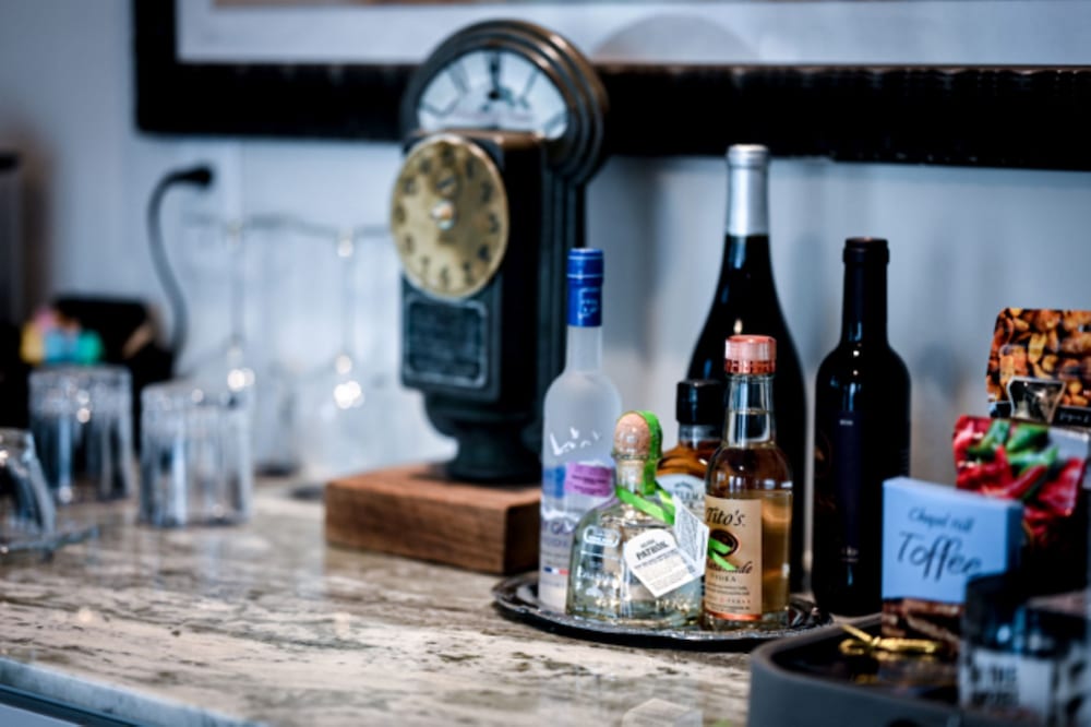 Фото The Ivey's Hotel