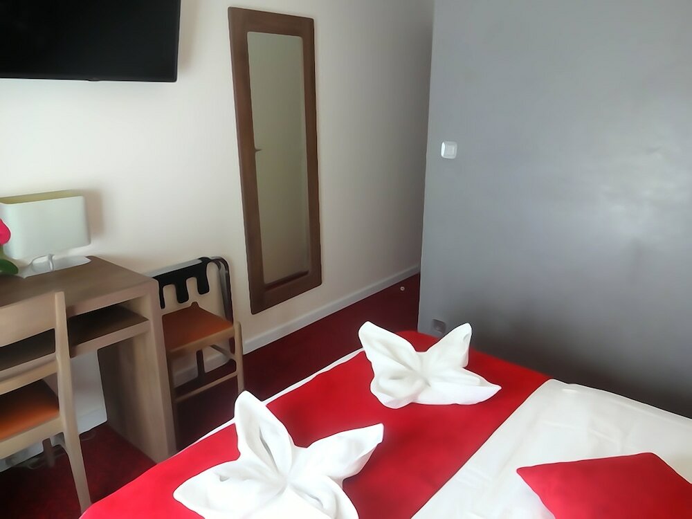 Фото Hotel La Perle Montparnasse