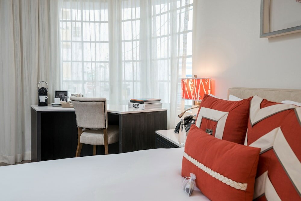 Фото The Marlin Hotel