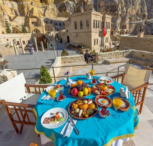 Внешний вид отеля Yunak Evleri Cave Hotel Cappadocia в Ургюпе, фото 5