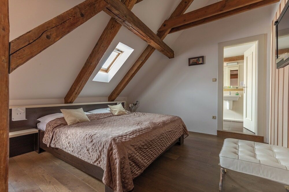 Фото Hotel Peregrin