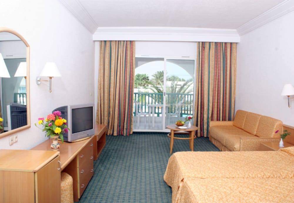 Фото Delphin El Habib