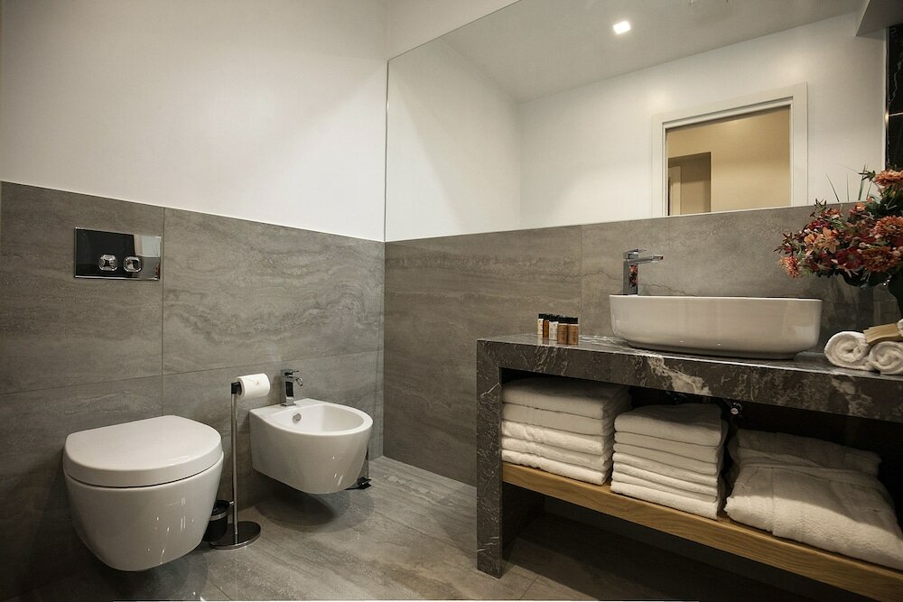 Фото Roman Holidays Boutique