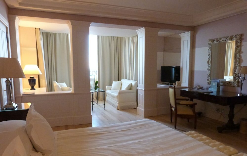 Фото Excelsior Palace Hotel