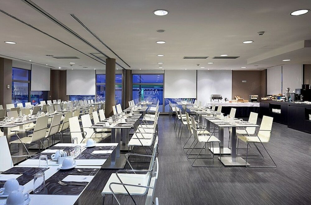 Фото Hotel Eurostars Arenas de Pinto