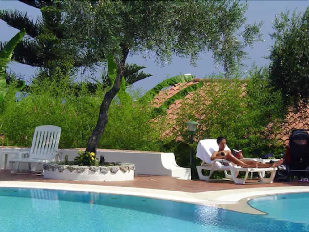 Фото Villaggio La Pizzuta