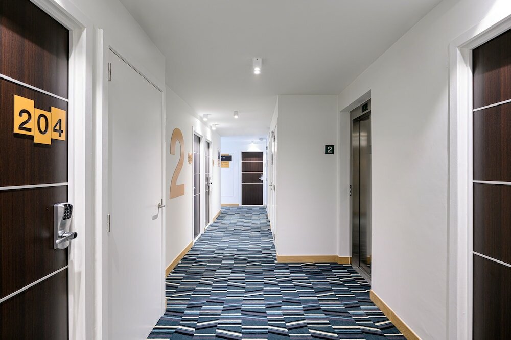 Фото B&b Hotel Brussels Centre Gare du Midi