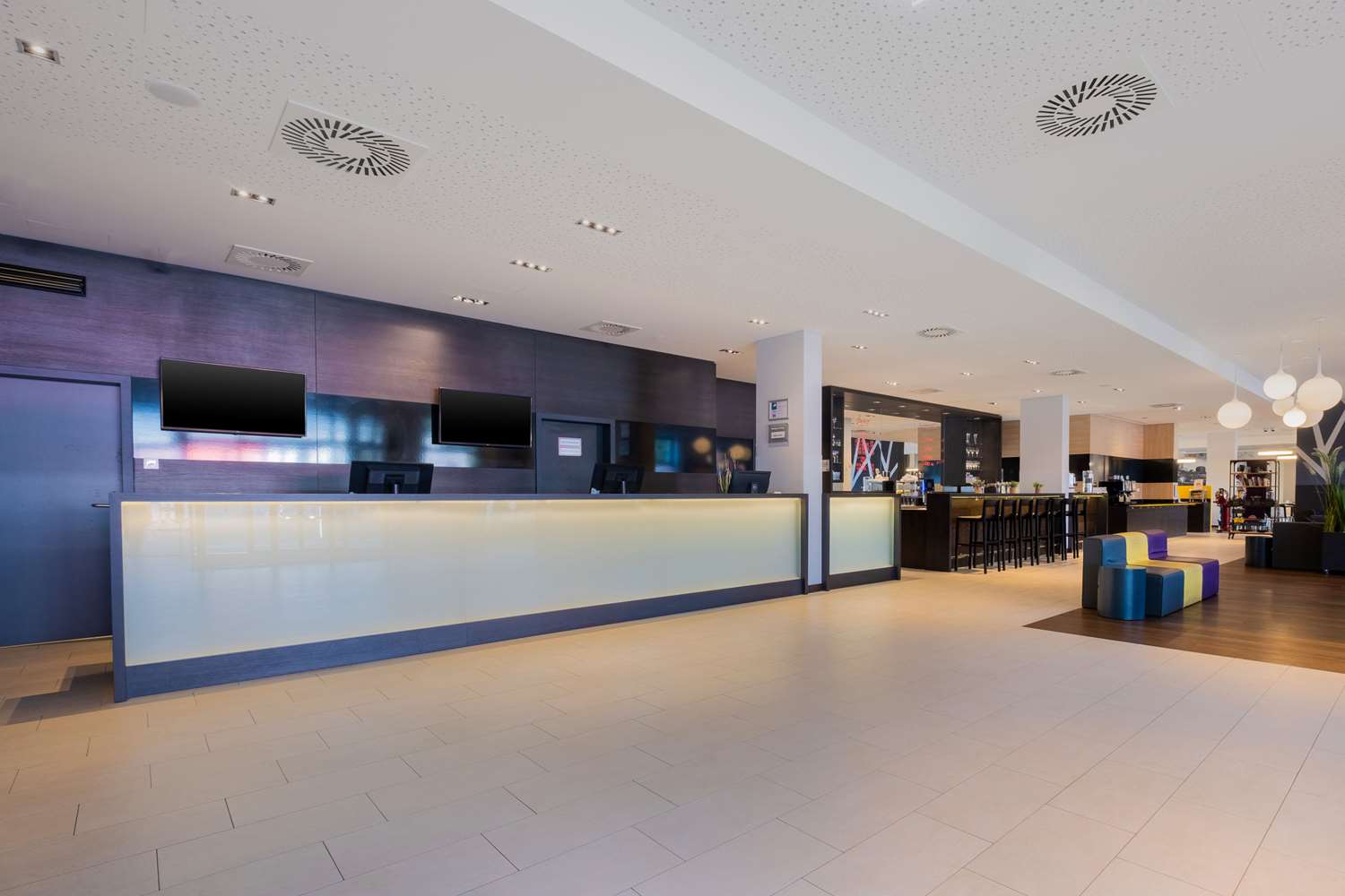 Фото Leonardo Hotel Vienna Hauptbahnhof