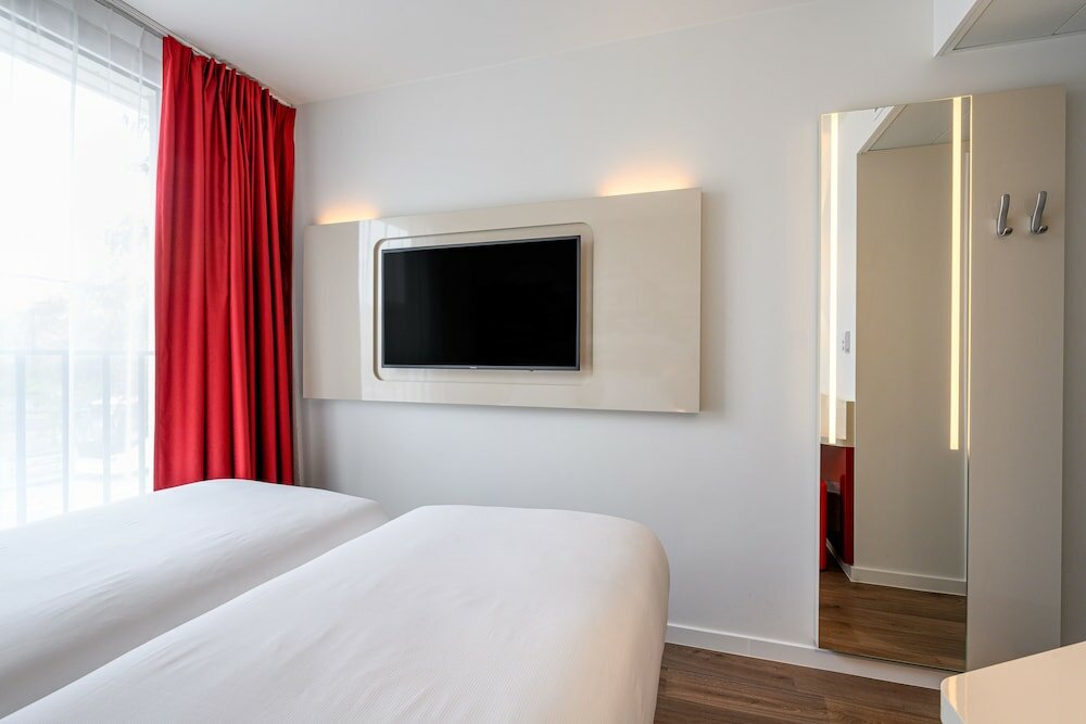 Фото B&b Hotel Brussels Centre Gare du Midi