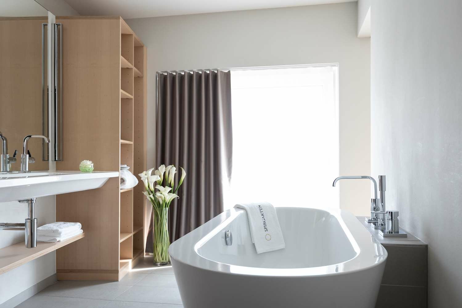 Фото Hotel Spirgarten