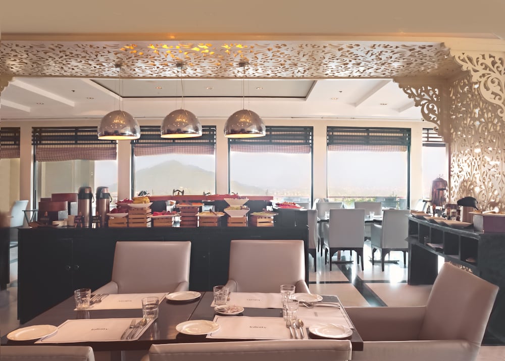 Фото Vivanta Dal View
