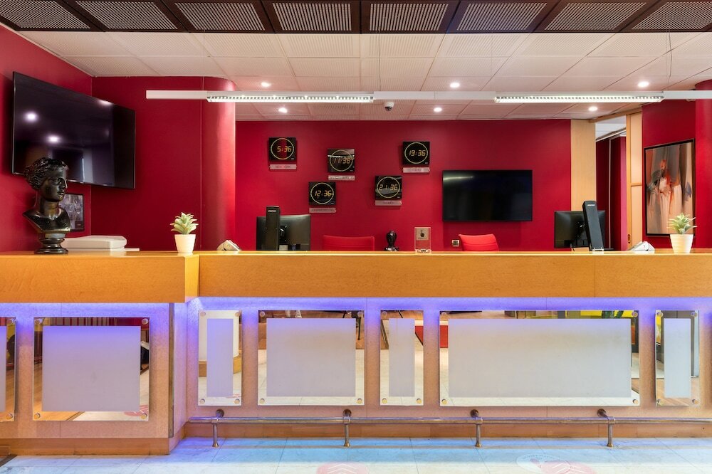 Фото Hôtel Charlemagne