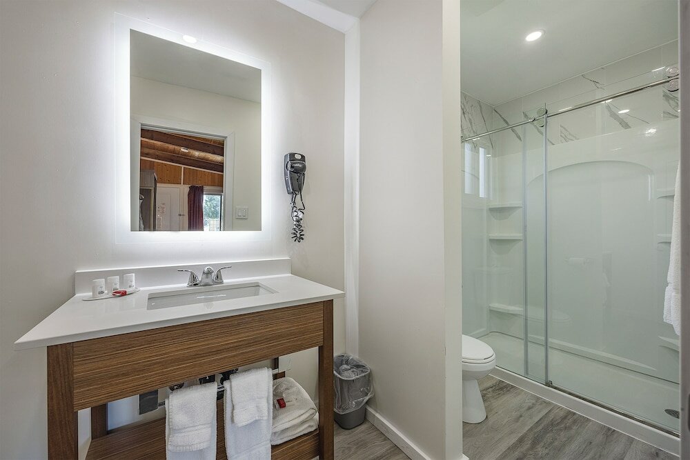 Фото Ramada by Wyndham 1000 Islands/Gananoque